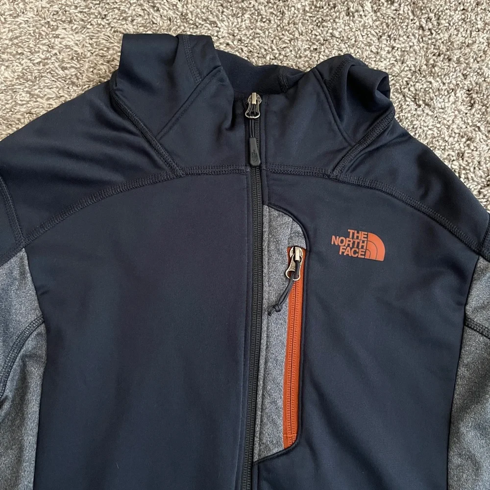 The North Face Men’s Navy Blue Zip Up Jacket